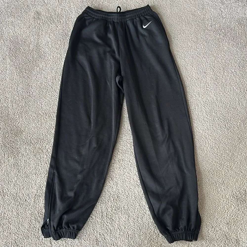Nike Unisex Knit Training Pants!